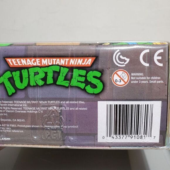Classic Teenage Mutant Ninja Turtles DonatelloPlaymate Classic Collection Figure - Picture 10 of 10